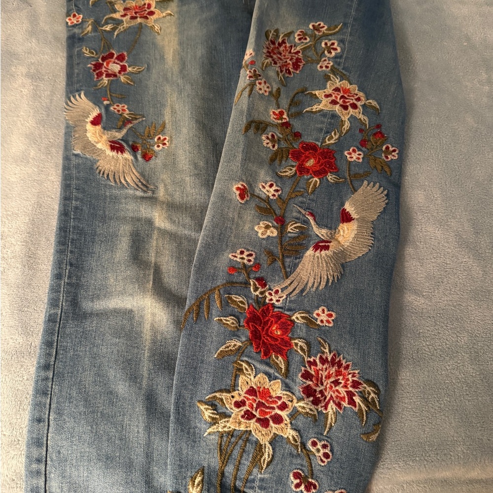 Nanette Lepore Light Blue Skinny Jeans with Red & Cream Crane Floral Embroidery